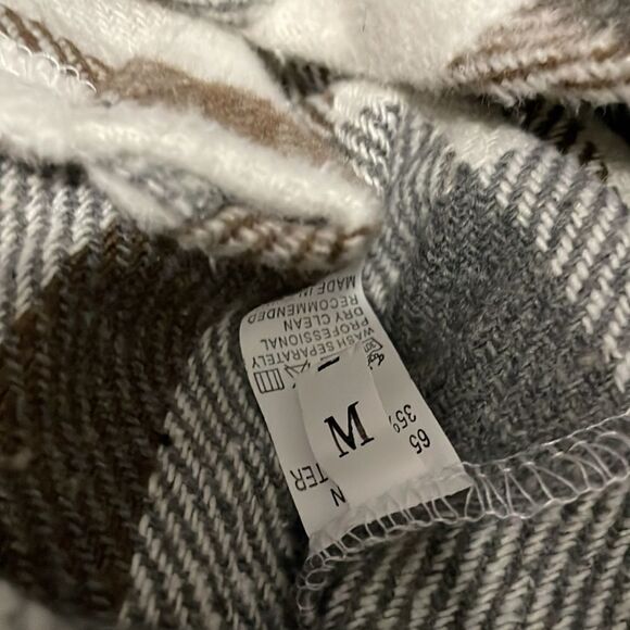 Flannel trucker jacket size M - Picture 6 of 6